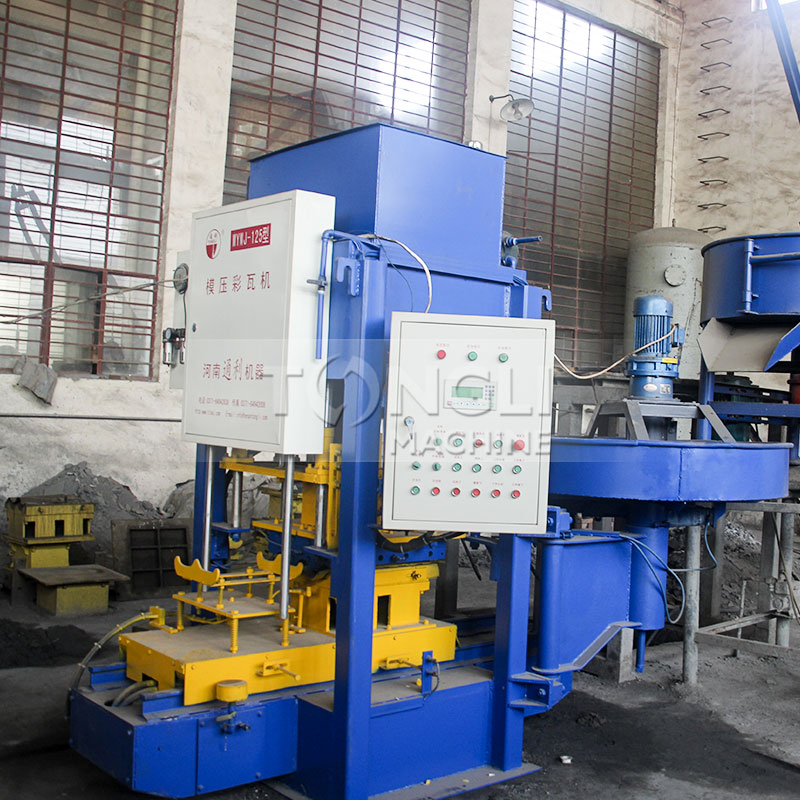 彩瓦機(jī)有什么特點(diǎn)？